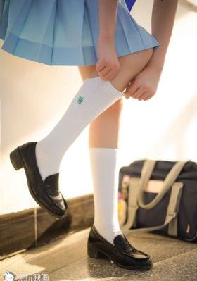 制服丝袜在线一区二区3区_DVD在线手机播放